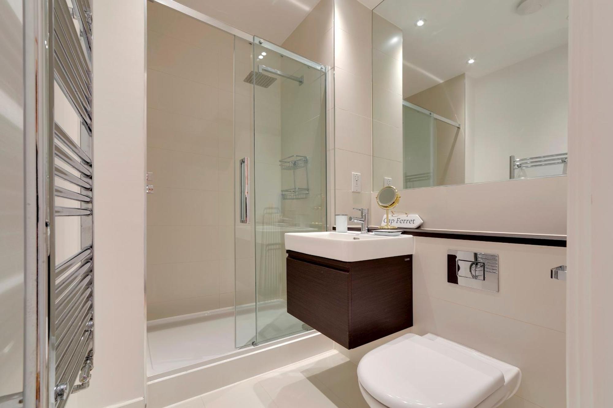 Pass The Keys Stunning And Spacious Modern Flat - Own Car Park CBG Exterior foto